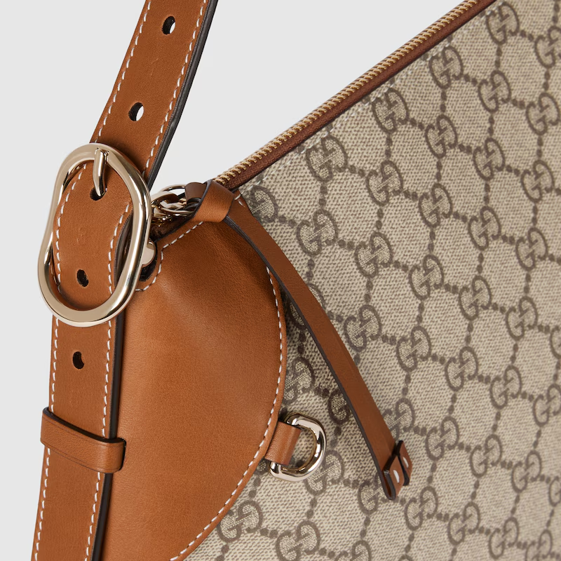 GG EMBLEM LARGE SHOULDER BAG